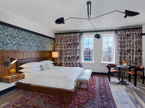 Hotel Revival Baltimore image 3